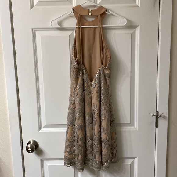 Open back mini sequence overlay dress - Picture 3 of 4